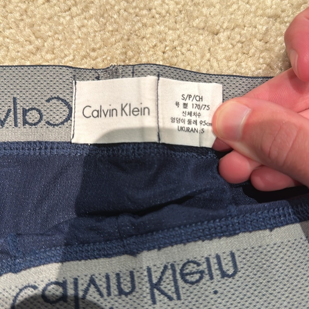 CALVIN KLEIN Men’s Ultra Soft Modern Stretch Boxer Briefs - Picture 3 of 5